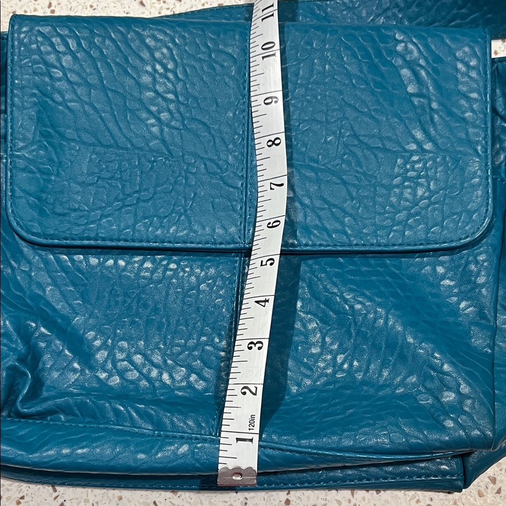 Thirty-One Jewell Teal Affair Vintage Pebble Shoulder Bag - Picture 12 of 15